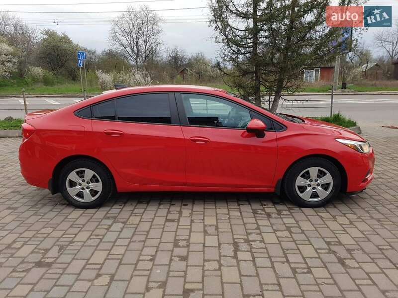 Седан Chevrolet Cruze 2016 в Ивано-Франковске