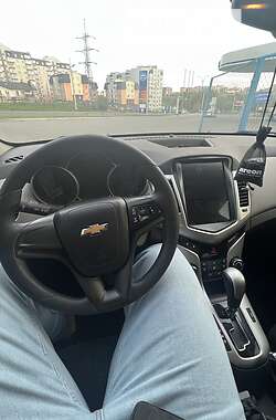 Седан Chevrolet Cruze 2014 в Хмельницькому
