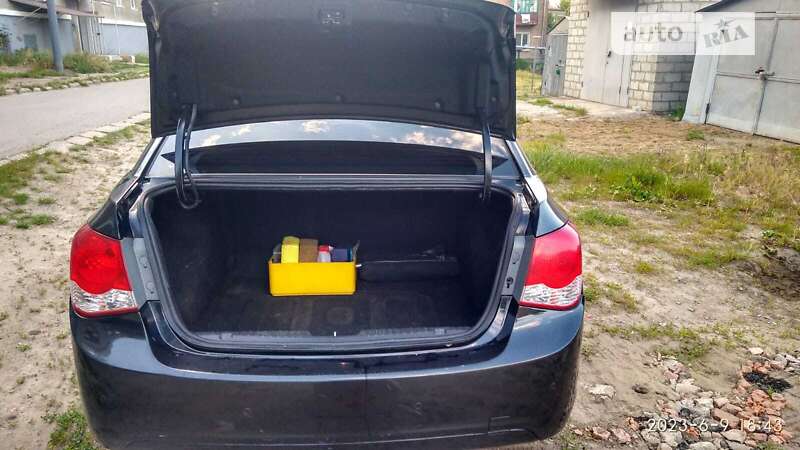Седан Chevrolet Cruze 2011 в Харькове