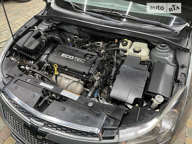 Седан Chevrolet Cruze 2009 в Ужгороде