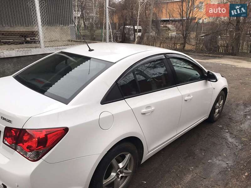 Седан Chevrolet Cruze 2012 в Луцьку