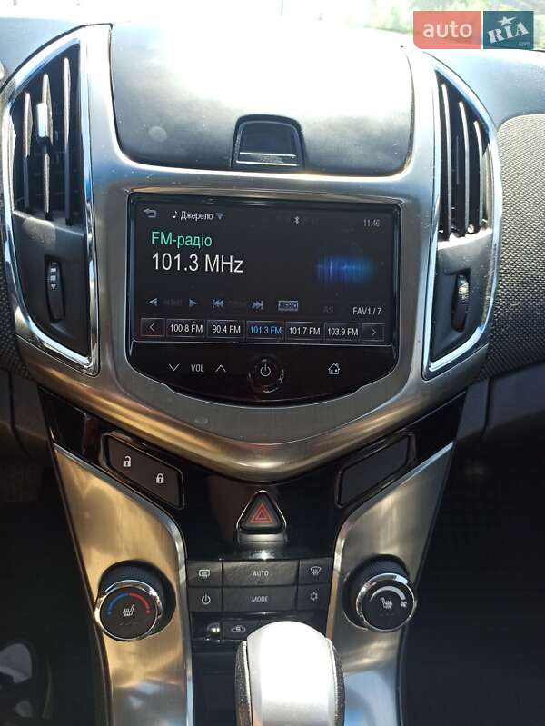 Седан Chevrolet Cruze 2013 в Львові