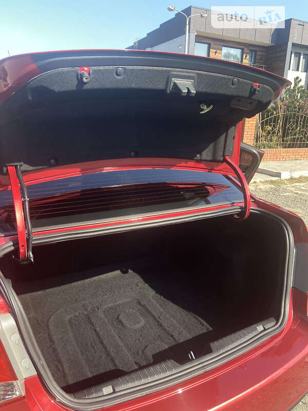 Седан Chevrolet Cruze 2011 в Кривому Розі