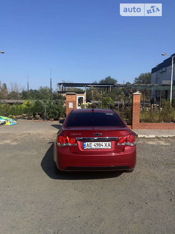 Седан Chevrolet Cruze 2011 в Кривому Розі