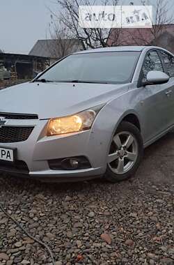 Седан Chevrolet Cruze 2009 в Тячеві