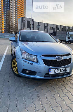 Седан Chevrolet Cruze 2010 в Києві