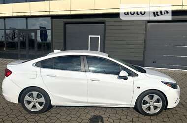 Седан Chevrolet Cruze 2016 в Днепре