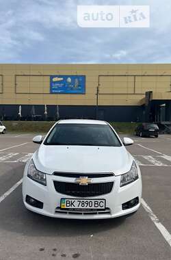 Седан Chevrolet Cruze 2012 в Ровно