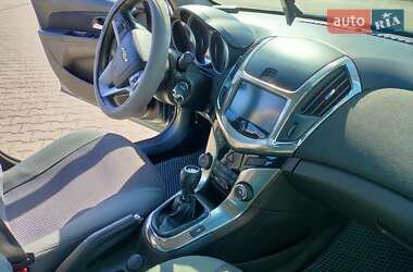 Седан Chevrolet Cruze 2014 в Львове