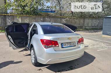 Седан Chevrolet Cruze 2013 в Львове