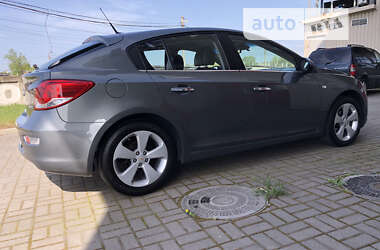 Хэтчбек Chevrolet Cruze 2011 в Запорожье