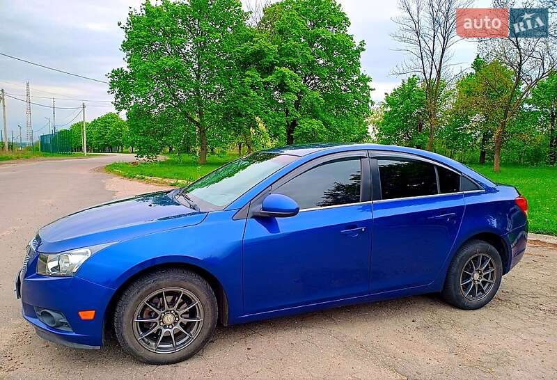 Седан Chevrolet Cruze 2012 в Харькове