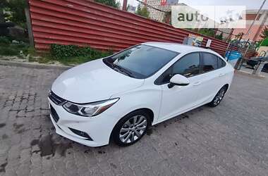 Седан Chevrolet Cruze 2017 в Львове