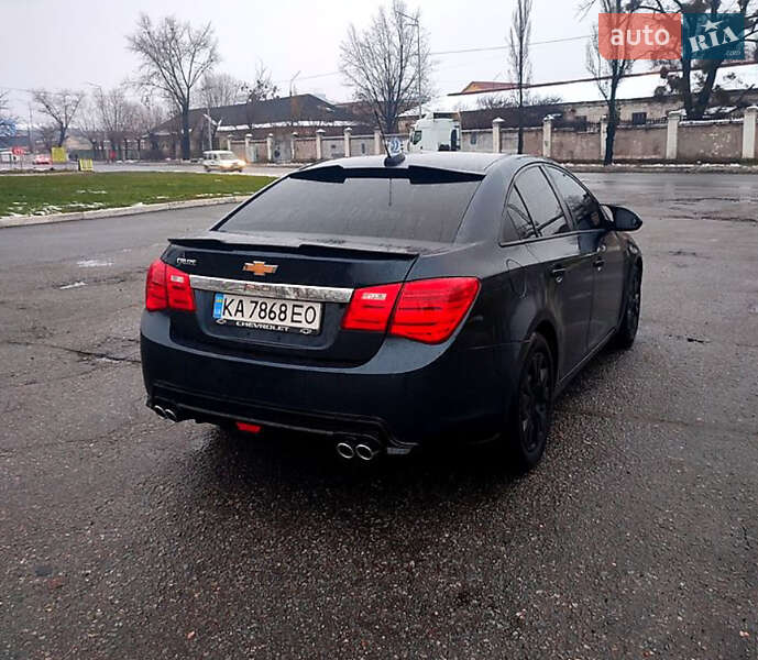 Седан Chevrolet Cruze 2015 в Києві