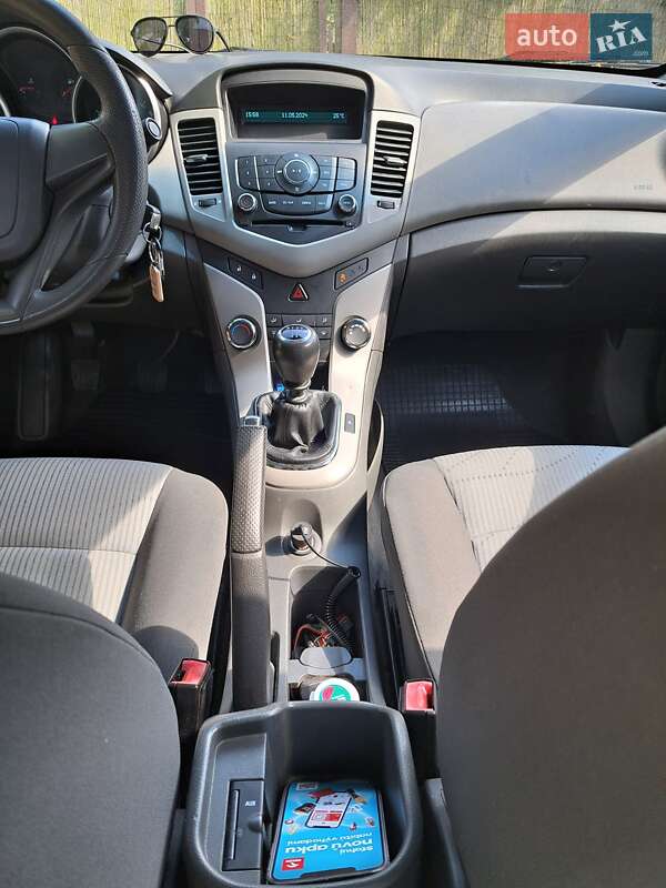 Седан Chevrolet Cruze 2009 в Мукачево