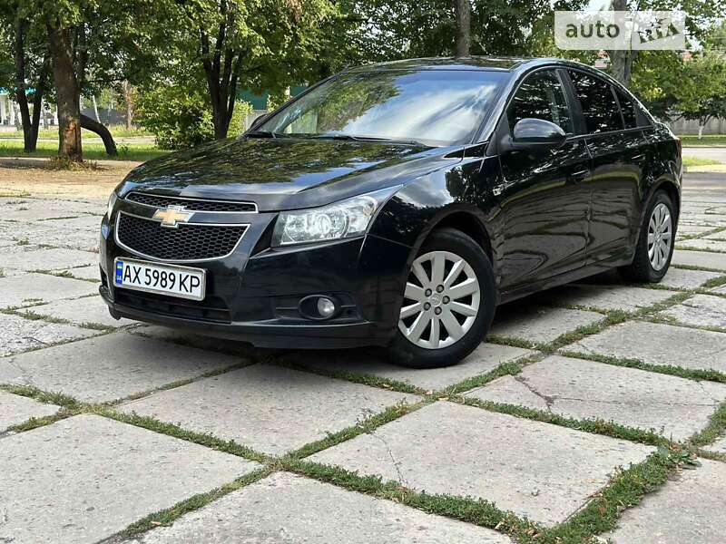 Седан Chevrolet Cruze 2011 в Харькове