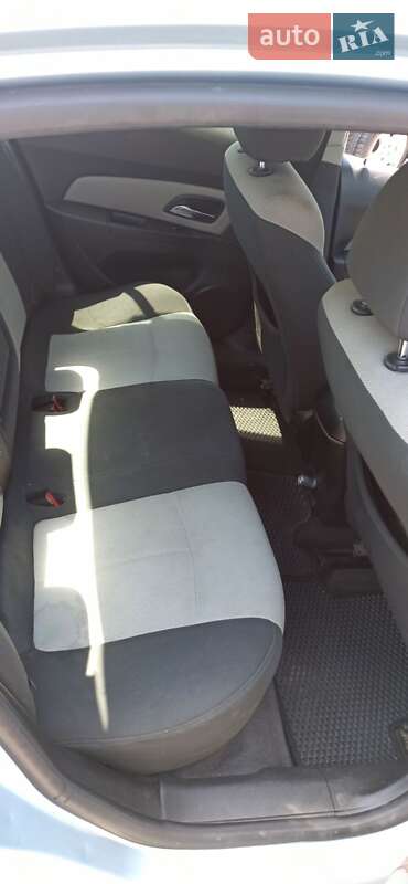 Седан Chevrolet Cruze 2011 в Одессе