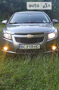 Хэтчбек Chevrolet Cruze 2013 в Львове