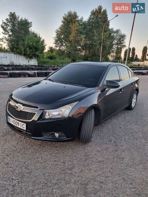 Седан Chevrolet Cruze 2011 в Кременчуці