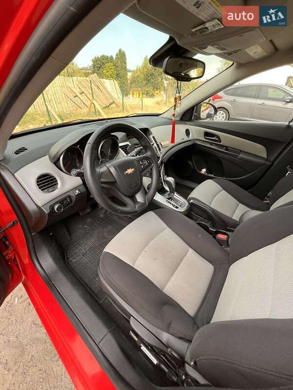Седан Chevrolet Cruze 2014 в Києві
