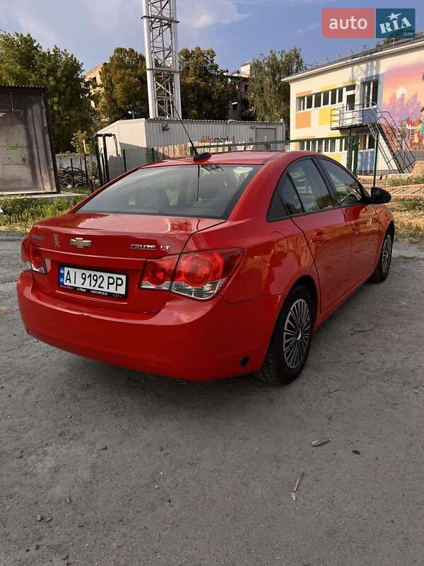Седан Chevrolet Cruze 2014 в Києві