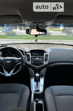 Седан Chevrolet Cruze 2011 в Киеве