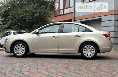 Седан Chevrolet Cruze 2011 в Ивано-Франковске