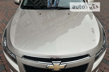 Седан Chevrolet Cruze 2011 в Ивано-Франковске