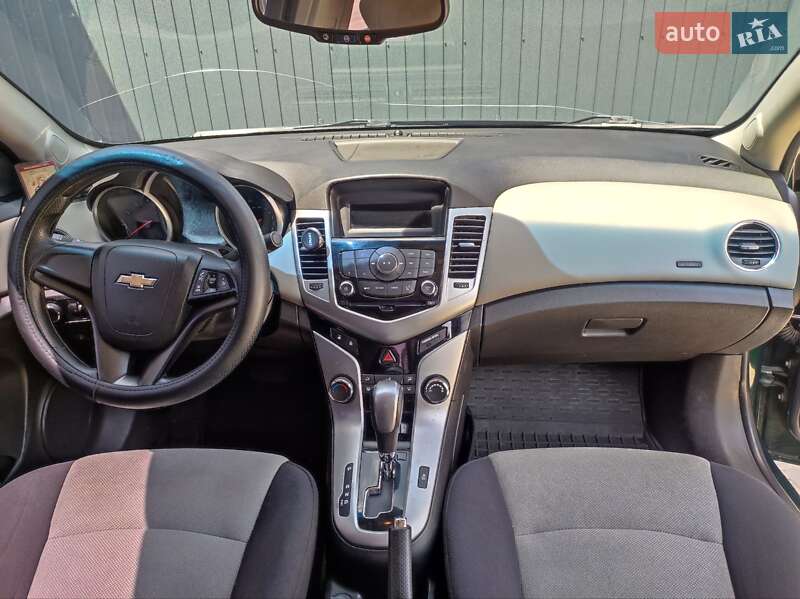 Седан Chevrolet Cruze 2013 в Тернополе