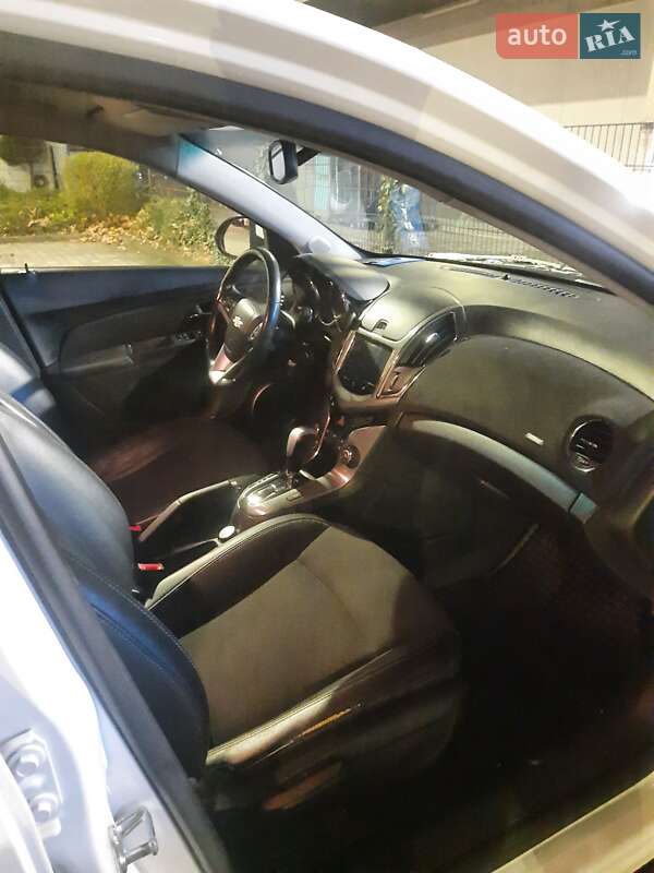 Універсал Chevrolet Cruze 2014 в Харкові