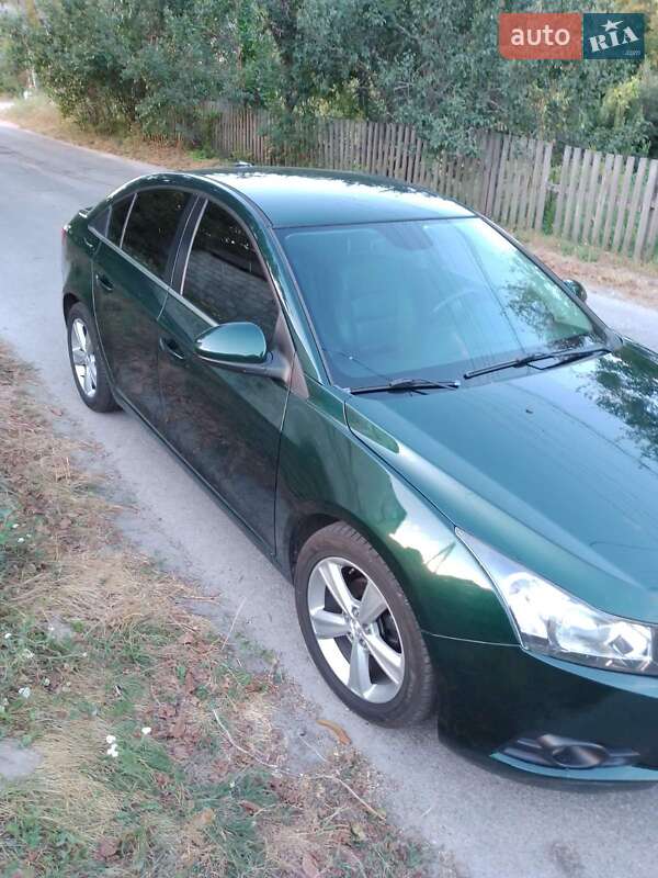 Седан Chevrolet Cruze 2014 в Богуславе