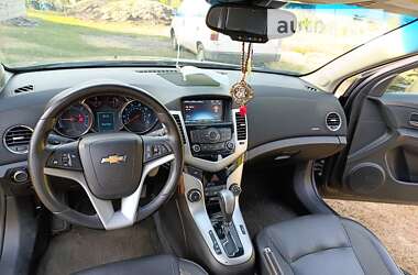 Седан Chevrolet Cruze 2015 в Полтаве