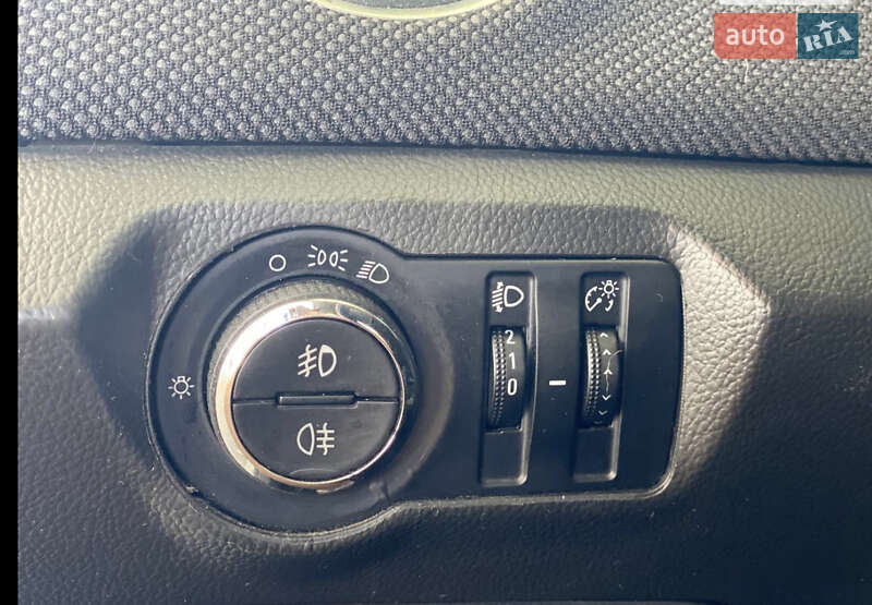 Хетчбек Chevrolet Cruze 2012 в Дніпрі