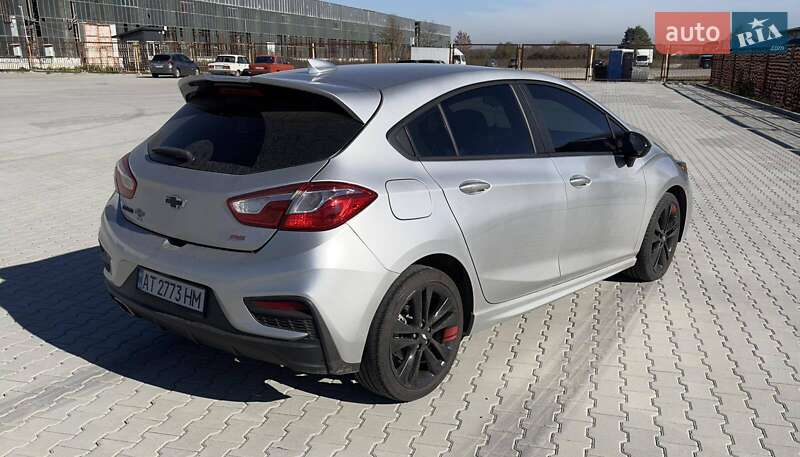 Хэтчбек Chevrolet Cruze 2018 в Калуше