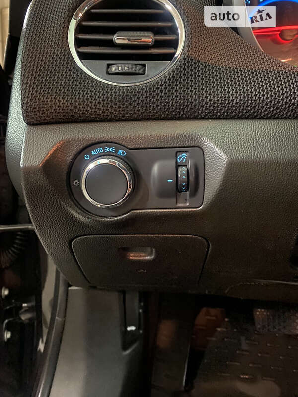 Седан Chevrolet Cruze 2015 в Умани