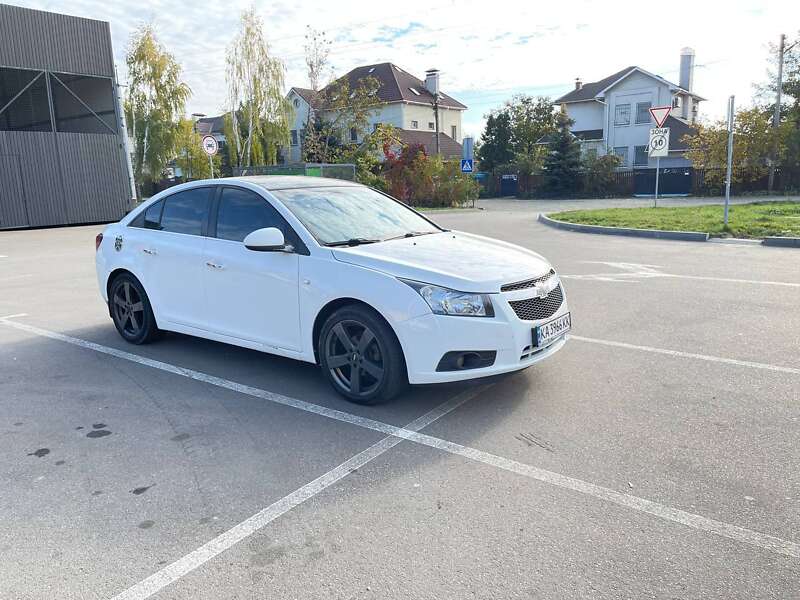 Седан Chevrolet Cruze 2010 в Борисполі