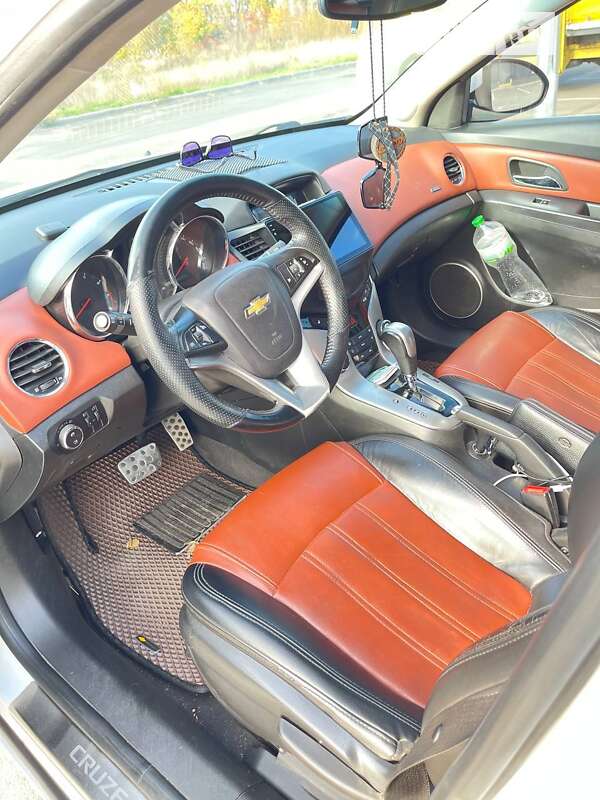 Седан Chevrolet Cruze 2010 в Борисполі