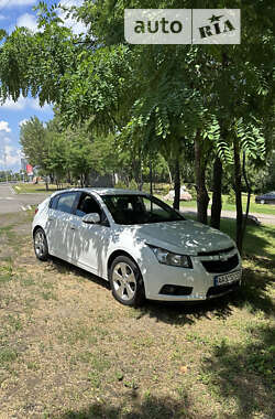 Хэтчбек Chevrolet Cruze 2012 в Очакове