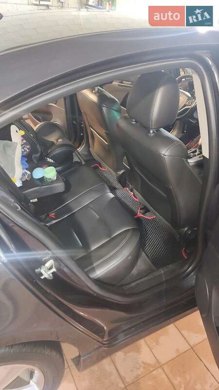 Седан Chevrolet Cruze 2014 в Дніпрі