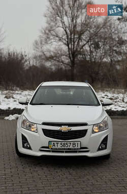 Седан Chevrolet Cruze 2013 в Івано-Франківську