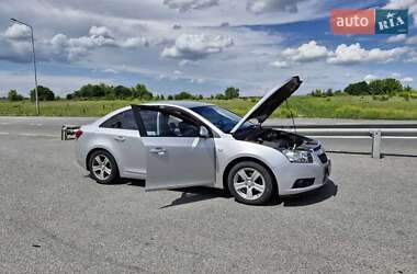 Седан Chevrolet Cruze 2011 в 