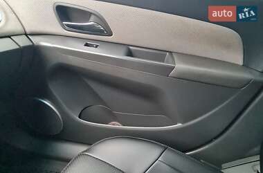 Седан Chevrolet Cruze 2010 в Запорожье