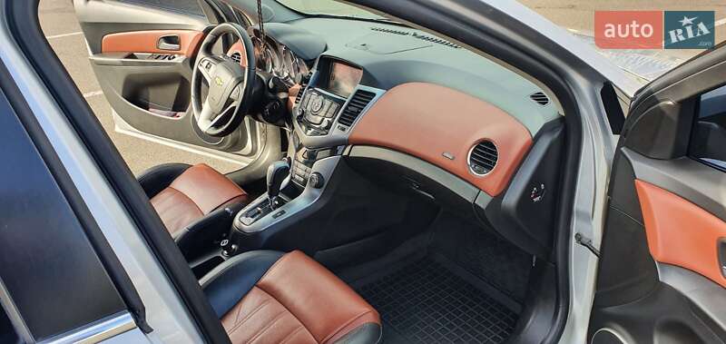 Седан Chevrolet Cruze 2011 в Одессе фото 4 Седан Chevrolet Cruze 2011 в Одессе