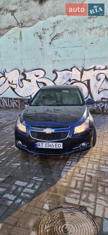 Седан Chevrolet Cruze 2014 в Івано-Франківську