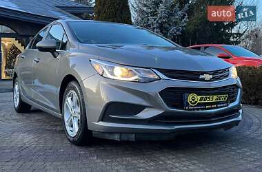 Седан Chevrolet Cruze 2017 в Львові