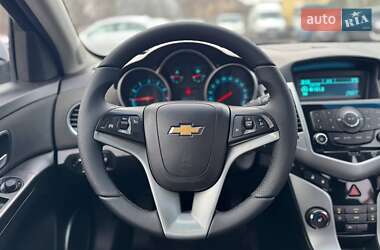 Седан Chevrolet Cruze 2011 в Хмельницком