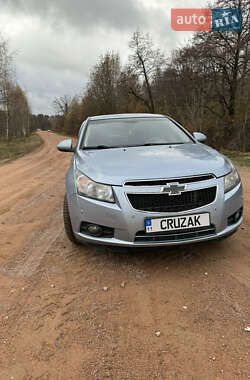 Седан Chevrolet Cruze 2010 в Коростене