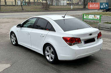 Седан Chevrolet Cruze 2010 в Дніпрі