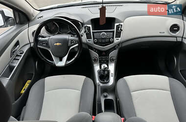 Седан Chevrolet Cruze 2010 в Дніпрі