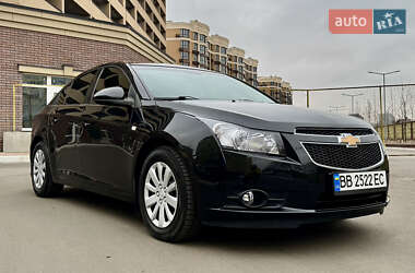 Седан Chevrolet Cruze 2011 в Києві